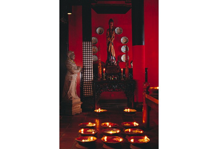 Mr & Mrs Smith - Bale Sutra dining