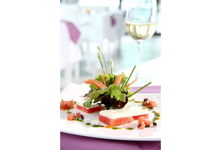 Mr & Mrs Smith - Dining
