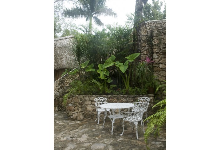 Mr & Mrs Smith - Garden