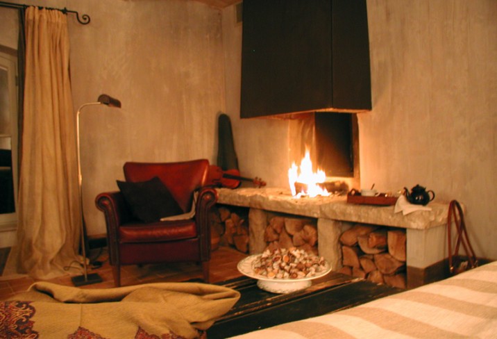Mr & Mrs Smith - Serguey bedroom fireplace