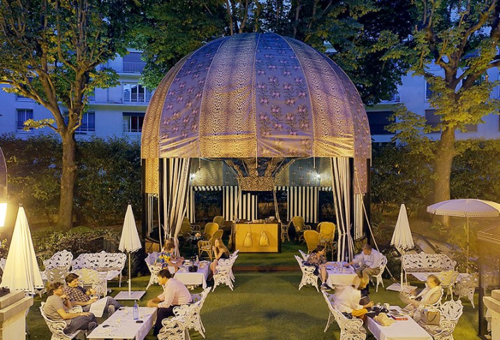 Mr & Mrs Smith - Terrace