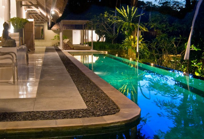 Mr & Mrs Smith - Swimming pool