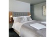 0000032557_bedroom2