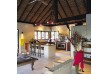 0000023941_livingroom