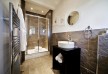 BIRD ROOM BATHROOM