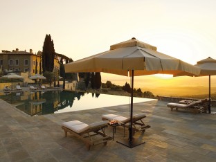 CdB_borgo_pool