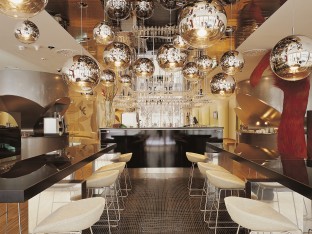 Restaurant Café Bar Noodles