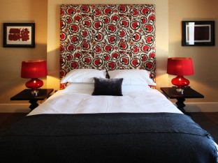 room-14-headboard