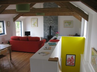 living-room-yellow-1