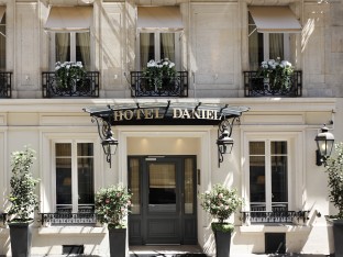 1HOTEL~1