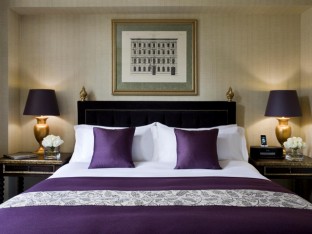 St-Regis-fb