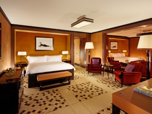 Curzon Suite Bedroom - 