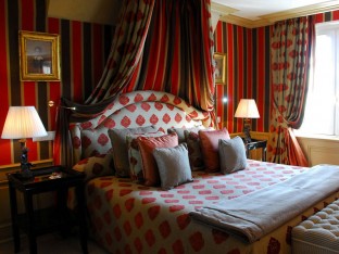 0000038595_Bedroom