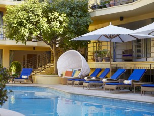OSM_COURTYARD_024